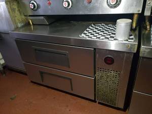 lot 4878 image: True 36 inch refrigerated equipment stand