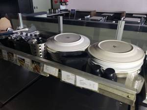 lot 4887 image: Contents on shelf