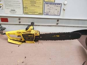lot 6486 image: Remington Power Cutter Chainsaw - Untested