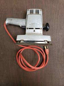 lot 6527 image: G&E Orbital Hand Saw