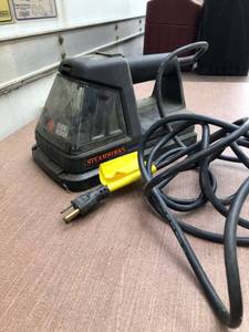 lot 6532 image: Black & Decker Steamworks Wallpaper Stripper