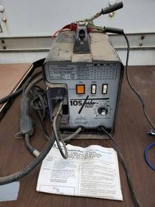 lot 6565 image: Schumacher E-Z Mig Wire Feed Welder