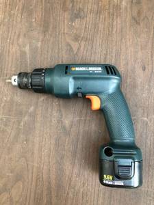 lot 6576 image: Black & Decker Power Drill