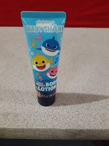 lot 1364 image: Baby Shark Scented Body Lotion 3oz