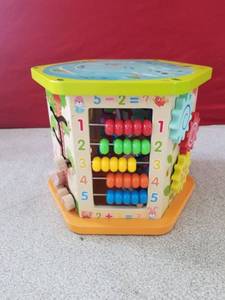 lot 173 image: LAVIEVERT 9-in-1 Play Cube Activity Center Multifunctional Bead Maze Toddler Educational Toys Game