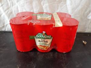 lot 1967 image: Chef Boyardee beef ravioli in tomato and meat sauce value pack 6 cans 5 lb 10 oz total weight