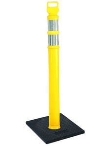 lot 8645 image: Cortina Ez Grab Delineator 45 Post 3 Hip Collars With 10 Lb Base