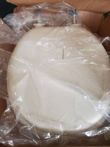 lot 1503 image: Toilet Seat