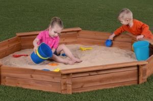 lot 1254 image: Creative Cedar Designs Octagon Sandbox