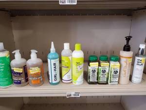 lot 3949 image: Lot of Beauty Products