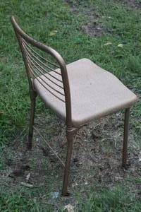 lot 1109 image: Cool Vintage Cosco Fashionfold Convertible Metal Chair