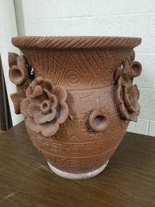 lot 240 image: Ceramic Flower Pot