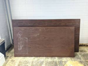 lot 430 image: Assorted Desk Tops
