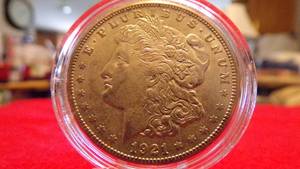 lot 6915 image: 1921-S   MORGAN SILVER DOLLAR XF