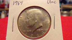 lot 6918 image: 1964 Kennedy Half Dollar UNC