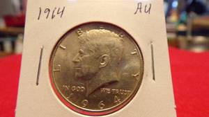 lot 6919 image: 1964 Kennedy Half Dollar AU