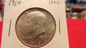 lot 6920 image: 1964 Kennedy Half Dollar UNC