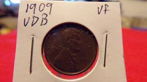 lot 6942 image: 1909 VDB LINCOLN CENT  VF
