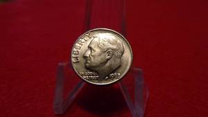 lot 6943 image: ROOSEVELT DIMES 2-1963, 1964 AU