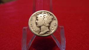 lot 6944 image: MERCURY DIMES 1941, 1942-D, 1926 CIRCULATED