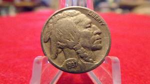 lot 6962 image: 2 BUFFALO NICKELS 1935, 1937