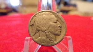 lot 6964 image: 2 BUFFALO NICKELS 1929, 1936