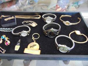 lot 1102 image: Watches and Fashion Jewelry