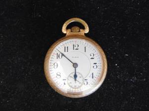 lot 1148 image: Elgin Pocket Watch - Bezel is not attached