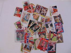lot 1165 image: 36 Phillies Baseball cards with Carlton, Rose, Schmidt