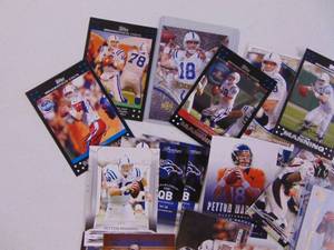 lot 1178 image: 21 Peyton manning Football Cards