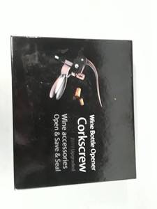 lot 5264 image: Wine Bottle Opener Corkscrew kit