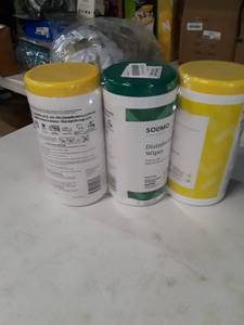 lot 5366 image: Amazon Brand - Solimo Disinfecting Wipes, Lemon Scent & Fresh Scent, SanitizesCleansDisinfectsDeodorizes, 75 Wipes Each (Pack of 3)