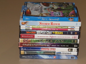 lot 7751 image: DVD & Blu-Ray Lot of 11 Family Friendly