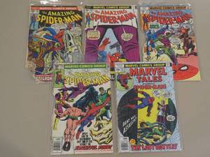 lot 7788 image: Comic Book Lot of 5 Amazing Spider-Man