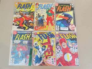 lot 7820 image: Comic Book Lot of 6 Flash