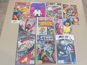lot 7827 image: Comic Book Lot of 10 DC Comics