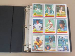 lot 7851 image: 1983 Topps Baseball Complete Set