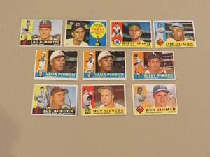 lot 7860 image: 1960 Topps Baseball Cards Lot of 10