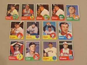 lot 7873 image: 1963 Topps Baseball Cards Lot of 13