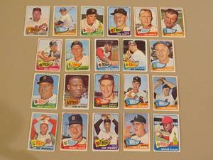 lot 7880 image: 1965 Topps Baseball Cards Lot of 21