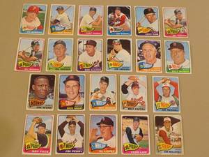 lot 7881 image: 1965 Topps Baseball Cards Lot of 22