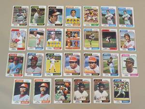 lot 7911 image: 1974 Topps Baseball Cards Lot of 27
