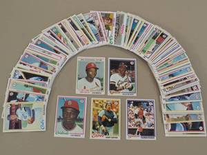 lot 7920 image: 1978 Topps Baseball Cards Lot of 93