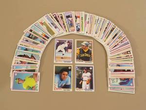 lot 7934 image: 1978 Topps Baseball Cards Lot of 92