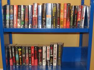 lot 7983 image: Large lot of paperback novels