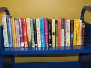 lot 7981 image: Large lot of paperback and hardcover novels