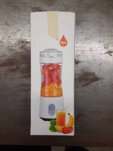 lot 1063 image: LaHuko Portable Blender Personal Size Blender Juicer Cup Juice Crushed-ice Smoothie Shake,USB Rechargeable,380ml Waterproof Blender Outdoor Picnic Travel Gym