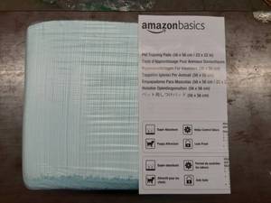 lot 1175 image: Dog and Puppy Potty Training Pads, Regular (22 x 22 Inches) - Pack of 100