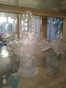 lot 6670 image: Lead Crystal Basket