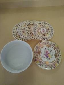 lot 6674 image: Porcelain Coaster Set